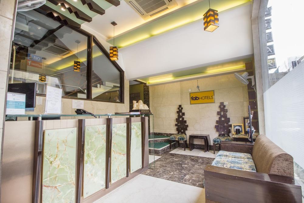 Hotel Sunstar Heights Delhi  Buitenkant foto
