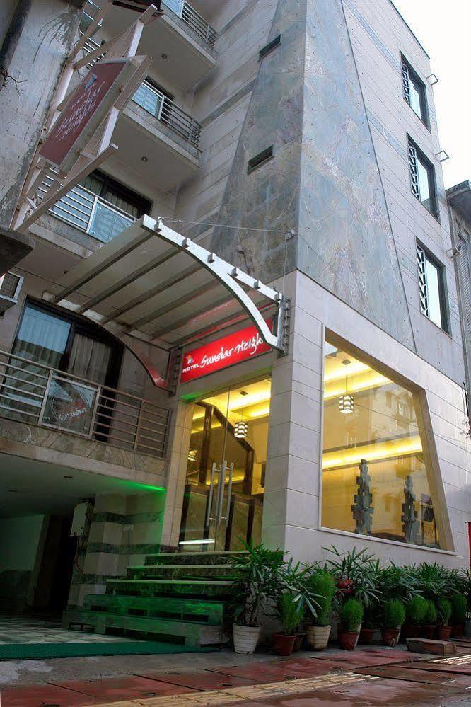 Hotel Sunstar Heights Delhi  Buitenkant foto